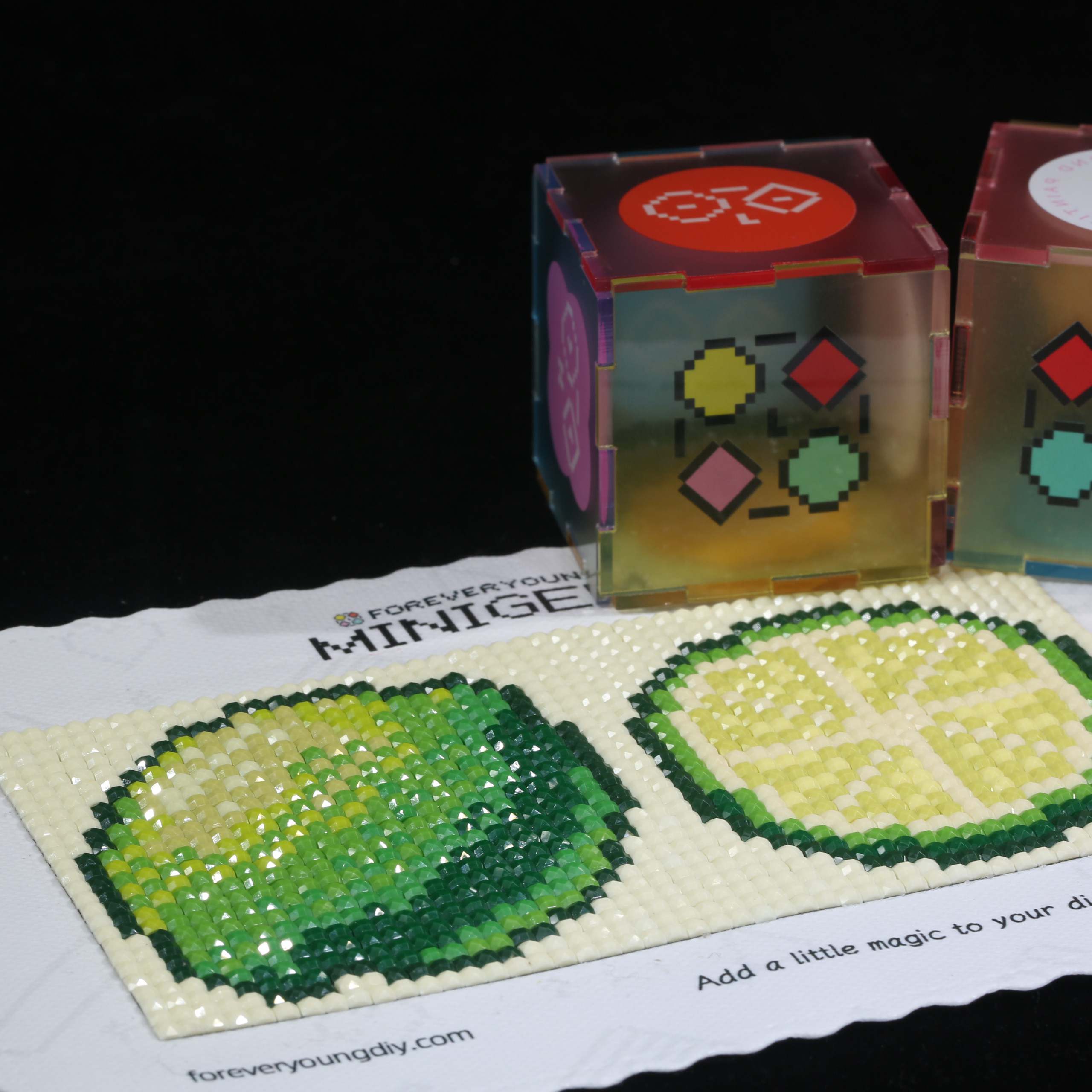 X Home Decor - Minigem®: Lime Duo 5